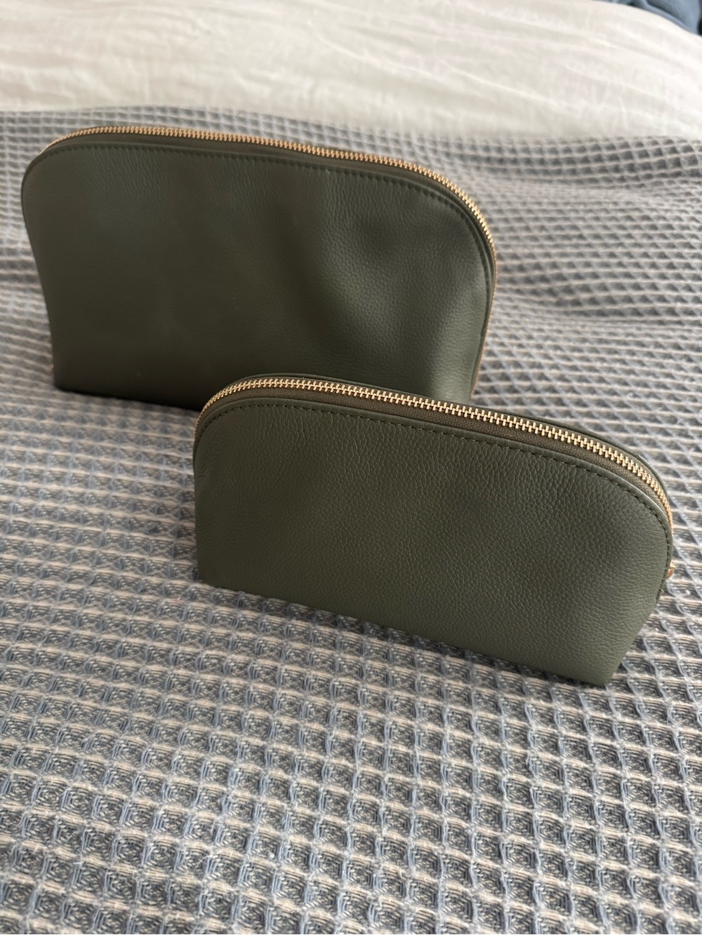 Quince Olive Green Cosmetic Bags
